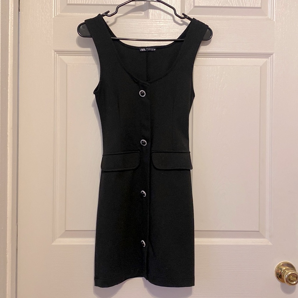 Black baseball style short one piece dress(basically it is brand new!)😊🖤✔️◼️